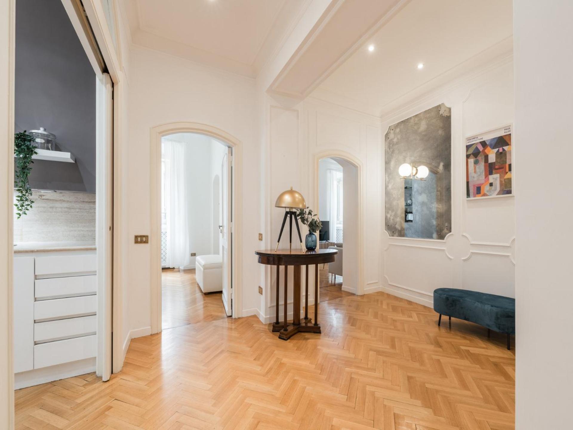Apartment The Rent - Splendid Three-bedroom Near The Trevi Fountain