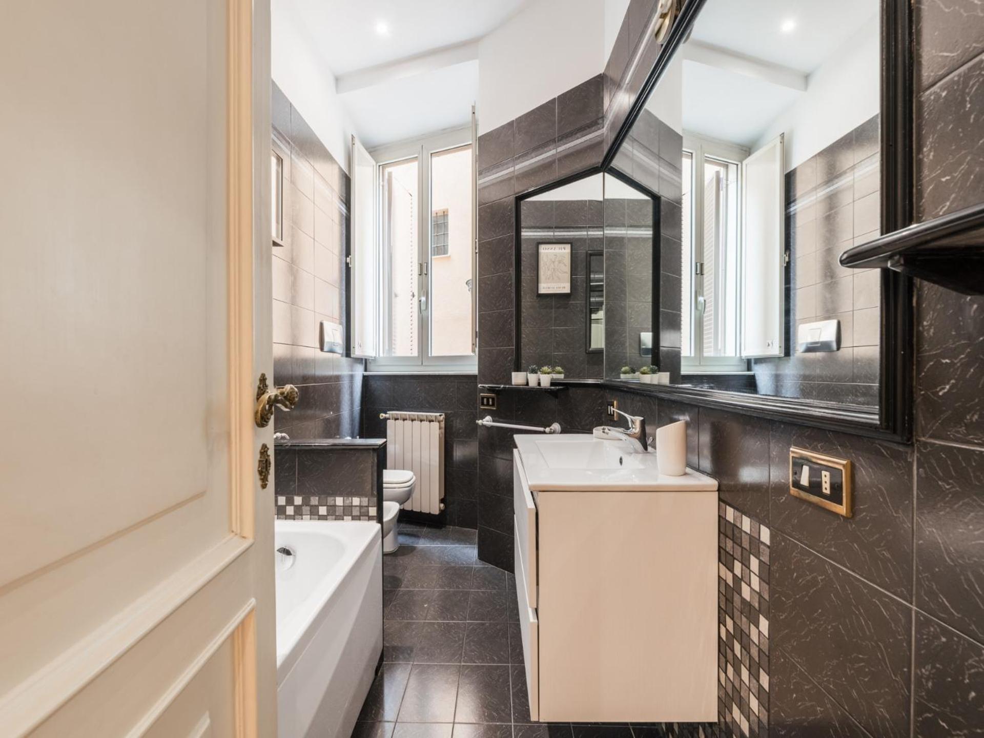 Apartment The Rent - Splendid Three-bedroom Near The Trevi Fountain Rom